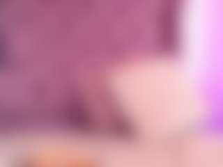 Live cam show with Amara Davis - Spank on intimatelivegirls.com