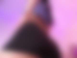 Amara Davis's Live Sex Cam Show
