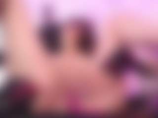 Live cam show with Amara Davis - Young Adult on Livezox