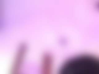 Live cam show with Amara Davis - Fingering on madthumbs