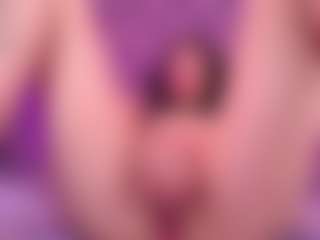 Amara Davis's Live Sex Cam Show