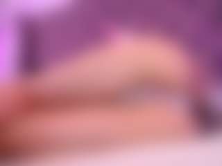 Live cam show with Amara Davis - Petite Young Adult on madthumbs