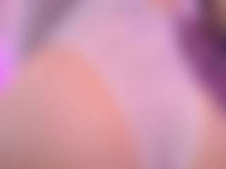 Amara Davis's Live Sex Cam Show