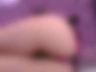 Amara Davis's Live Sex Cam Show