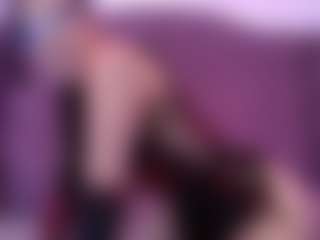 Live cam show with Amara Davis - Fingering on Camsoda