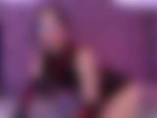 Amara Davis's Live Sex Cam Show