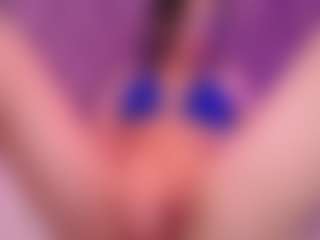 Amara Davis's Live Sex Cam Show