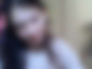 Live cam show with AyanaBetance - Green Eyes on Hubzter Live