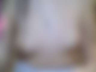 Live cam show with AyanaBetance - Hairy Pussy Brown Hair on Dolls Live