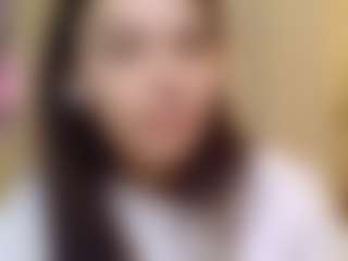 Live cam show with AyanaBetance - Glasses on boobsie.com
