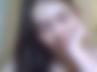 Live cam show with AyanaBetance - Green Eyes on AdultVida.com