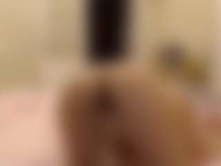 Live cam show with AyanaBetance - Petite on PervPlay.com