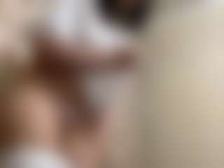 Live cam show with AyanaBetance - Babygirl on Camming Site