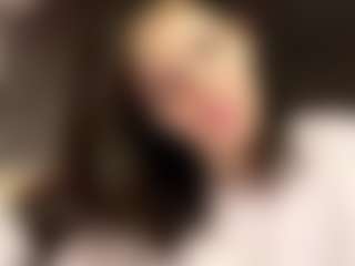 Live cam show with AyanaBetance - Glasses on madthumbs