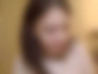 Live cam show with AyanaBetance - Brown Hair Petite on Camsoda