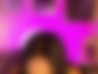 Live cam show with biancaleblanc - Gray Eyes on CamwithHer