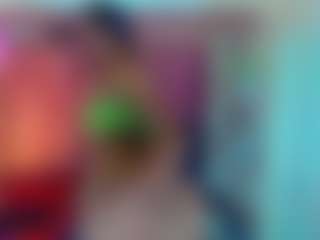 Live cam show with Jessicahott01 - Genital Piercings on Pornisteam.com