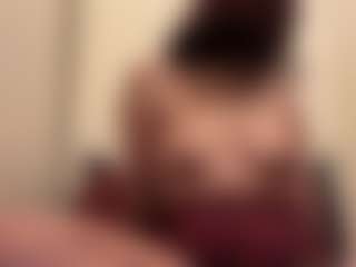 Live cam show with kateofspade - Big Tits MILF on camgirlchat.live