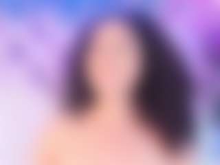 Live cam show with Lilithadams - Flashing on AdultVida.com