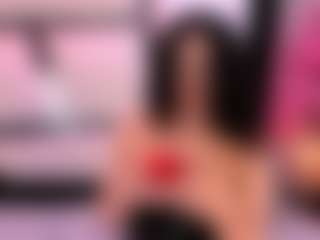 Live cam show with Lilithadams - Oil on Mixed Magazine Live