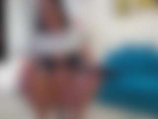 ScarletTemptations's Live Sex Cam Show