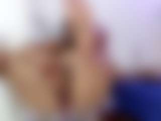 skinnysofia18's Live Sex Cam Show