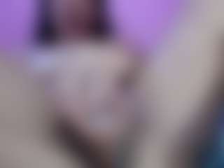 skinnysofia18's Live Sex Cam Show