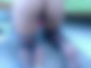 skinnysofia18's Live Sex Cam Show