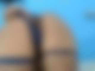 Live cam show with skinnysofia18 - Domination on Camsoda