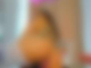 Live cam show with Anya-Belle - Butt Plug on Camsoda