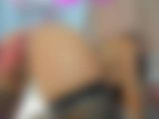 Live cam show with Anya-Belle - Camel Toe on Chatstar