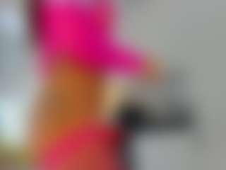 Live cam show with Anya-Belle - Tittyfuck on fapnchat