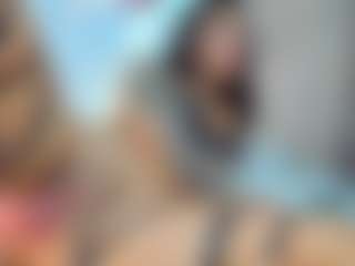 Live cam show with Anya-Belle - Moaning on xxxlivecams.org