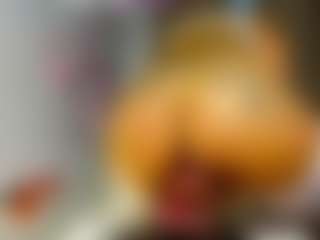 Live cam show with Anya-Belle - Tittyfuck on 1on1-livenow