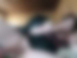Lucy2025's Live Sex Cam Show