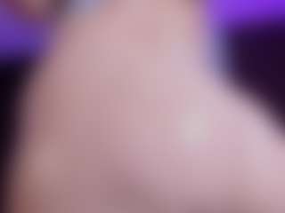 Live cam show with MiaaFarrel - Butt Plug on Fling VIP Chat