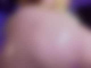 Live cam show with MiaaFarrel - Small Tits on fuklive.com