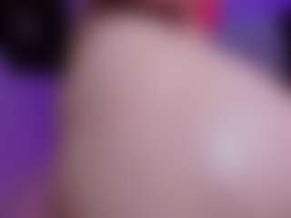 MiaaFarrel's Live Sex Cam Show