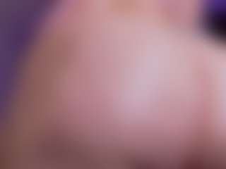 Live cam show with MiaaFarrel - Butt Plug on Fling VIP Chat