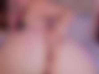 MiaaFarrel's Live Sex Cam Show