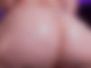 Live cam show with MiaaFarrel - Tattoos Curvy on fuklive.com