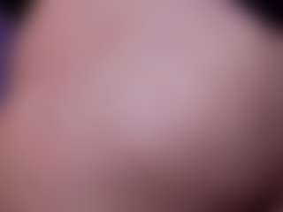 Live cam show with MiaaFarrel - Squirt White on StripNow | colombia