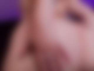 MiaaFarrel's Live Sex Cam Show
