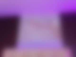 Live cam show with MiaaFarrel - Big Ass on madthumbs