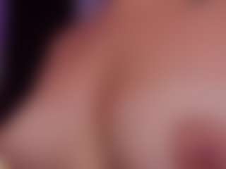 MiaaFarrel's Live Sex Cam Show