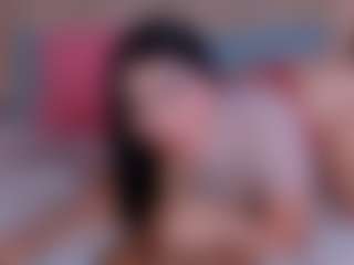 Live cam show with MiaaFarrel - Squirt on Fit Hotties