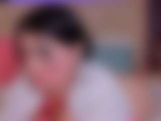Live cam show with MiaaFarrel - Striptease on LiveSexCams6
