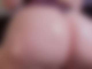 Live cam show with MiaaFarrel - Striptease on slutload