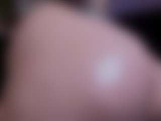 MiaaFarrel's Live Sex Cam Show