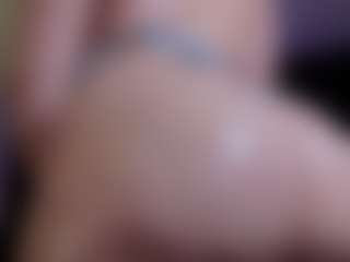 MiaaFarrel's Live Sex Cam Show